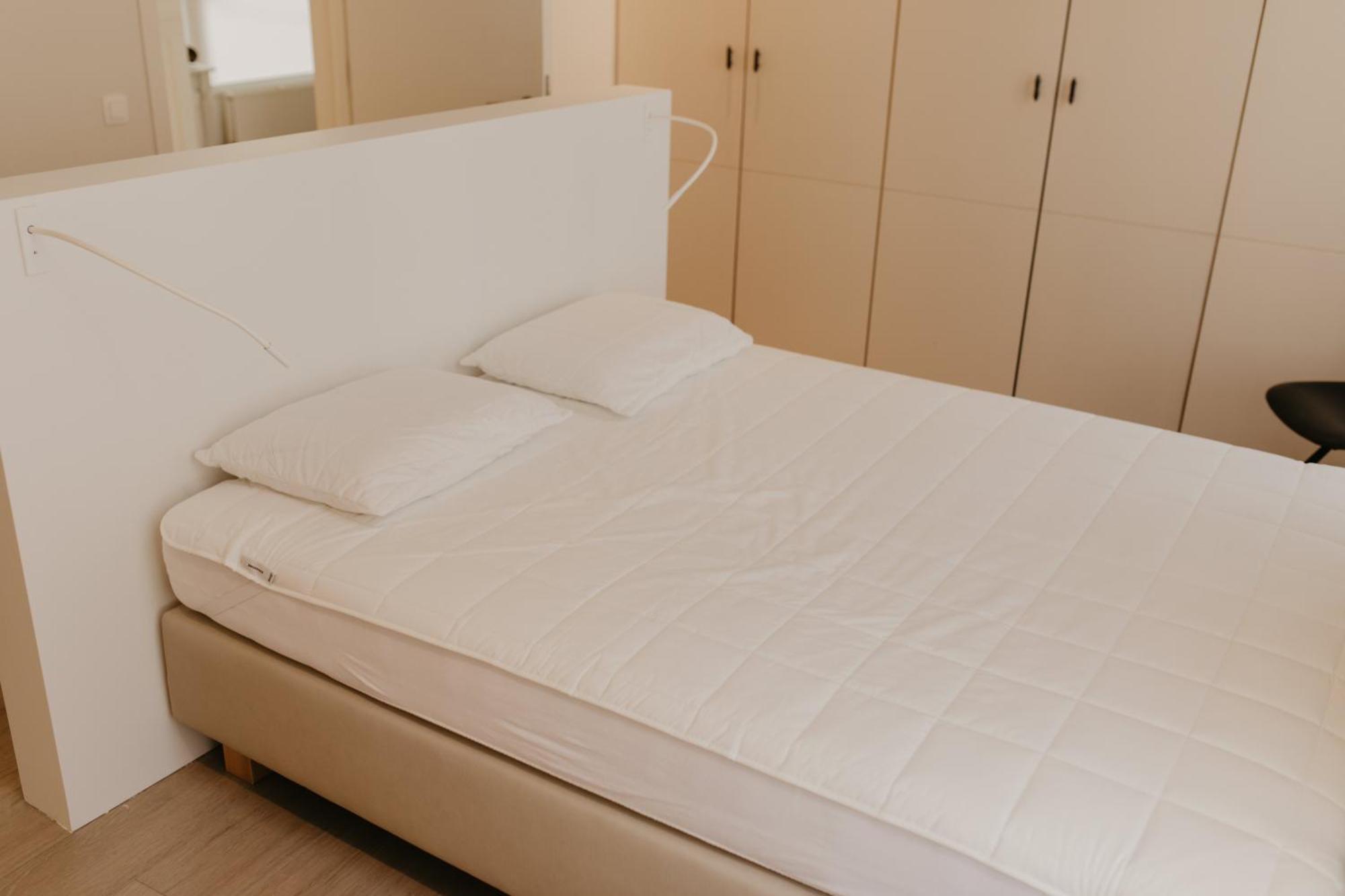 Blue Bird Residence Suite Moriaan Антверпен Экстерьер фото