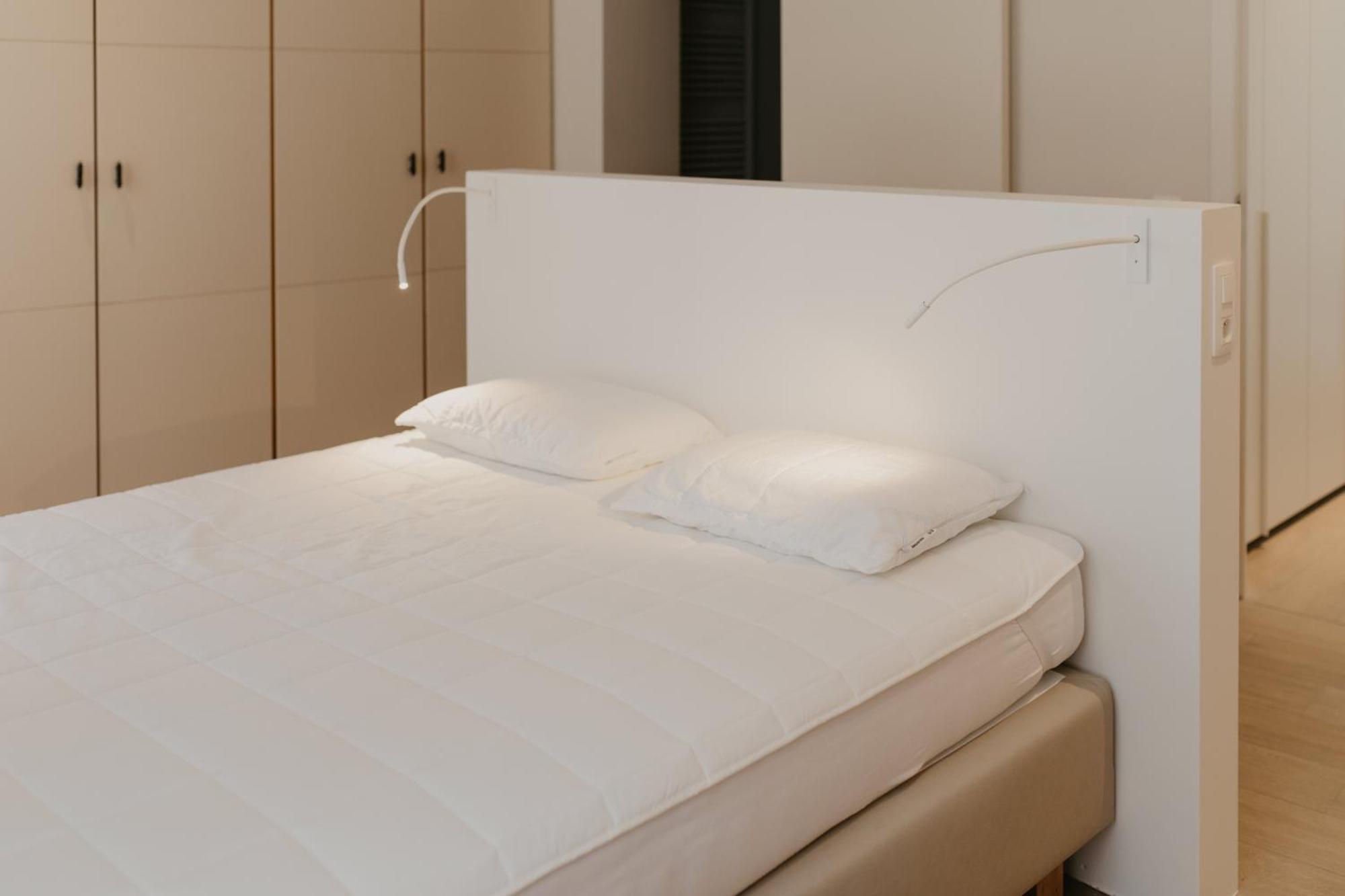 Blue Bird Residence Suite Moriaan Антверпен Экстерьер фото
